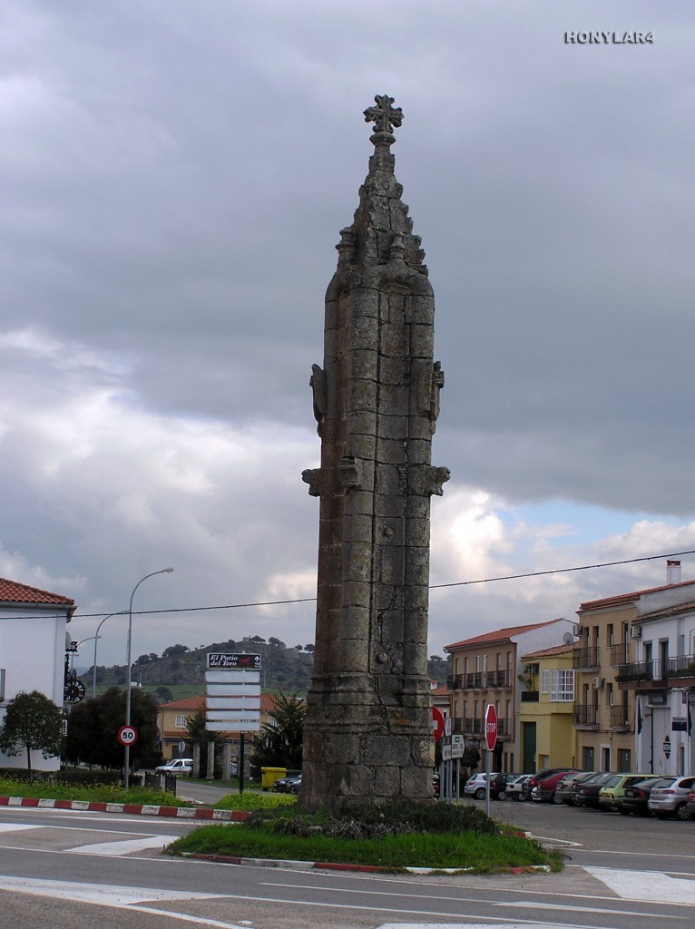 Foto: * ROLLO DE JUSTICIA DEL SIGLO XV - Trujillo (Cáceres), España