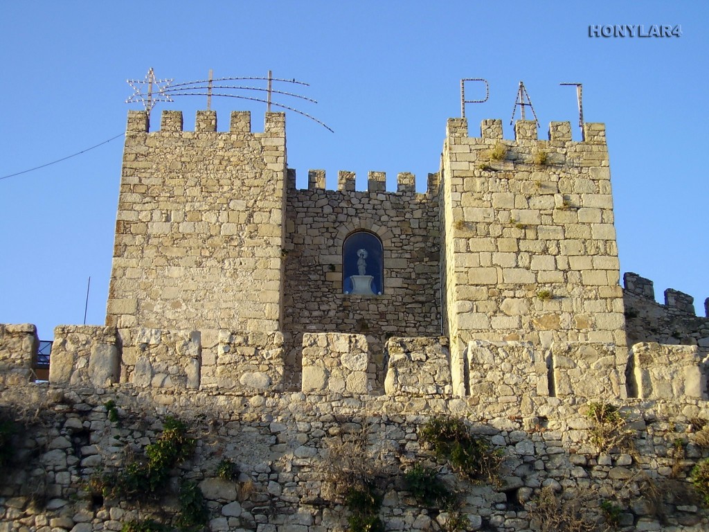 Foto: * CASTILLO DE TRUJILLO DEL SIGLO IX-XII - Trujillo (Cáceres), España