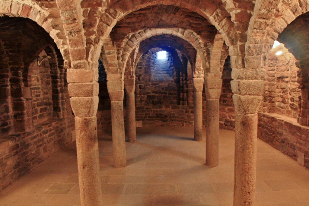 Foto: Cripta de la colegiata de San Vicente - Cardona (Barcelona), España