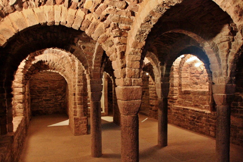 Foto: Cripta de la colegiata de San Vicente - Cardona (Barcelona), España
