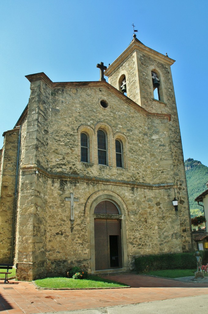 Foto: Iglesia - Hostalets d´en Bas (La Vall d´en Bas) (Girona), España