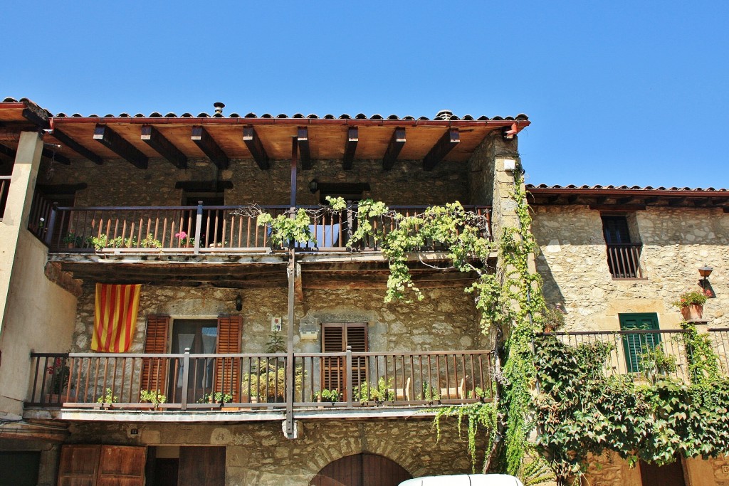 Foto: Calle de la Teixeda - Hostalets d´en Bas (La Vall d´en Bas) (Girona), España