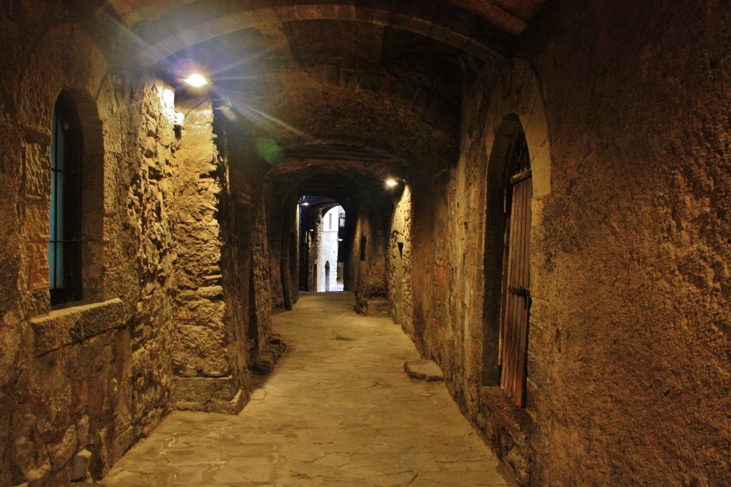 Foto: Calle del Balç (calle medieval) - Manresa (Barcelona), España