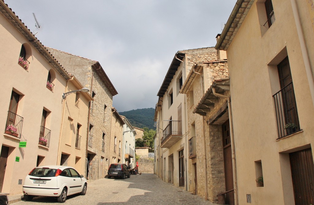 Foto: Vista del pueblo - Oix (Girona), España