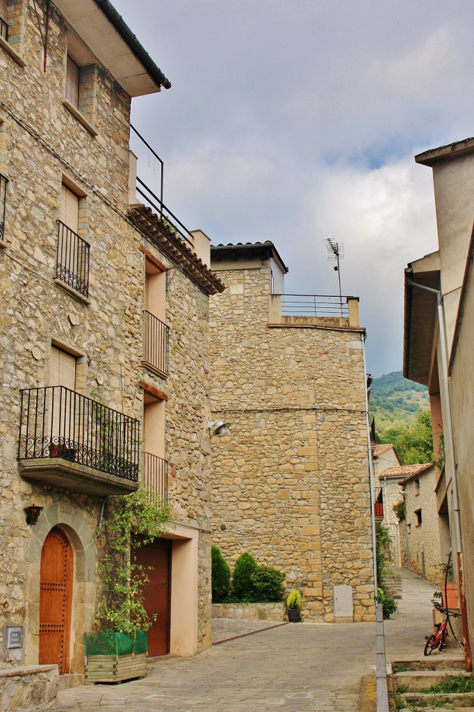 Foto: Vista del pueblo - Oix (Girona), España