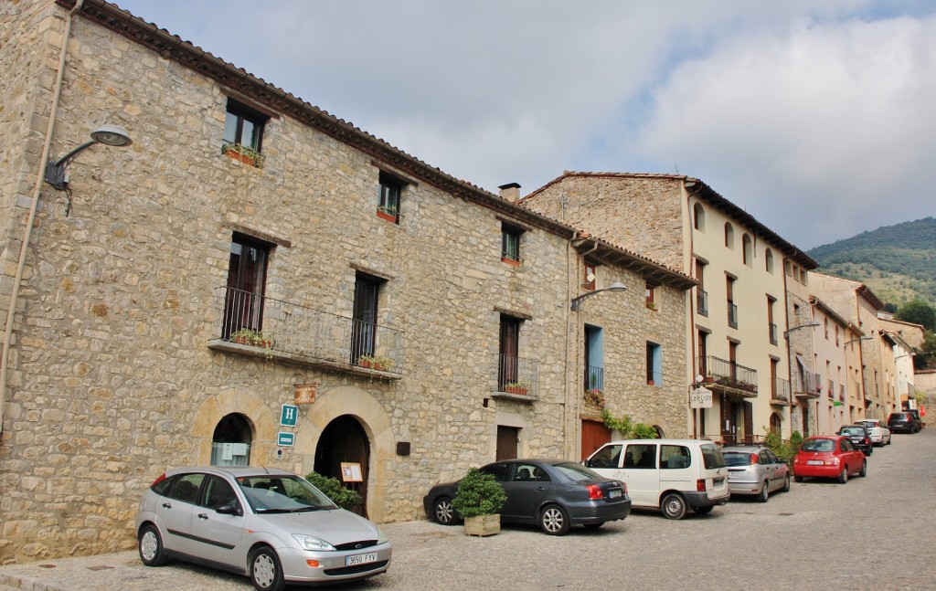 Foto: Vista del pueblo - Oix (Girona), España