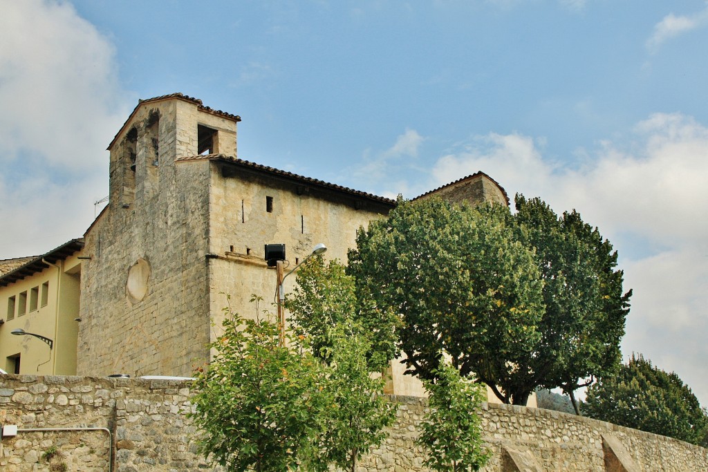 Foto: Iglesia de San Lorenzo - Oix (Girona), España