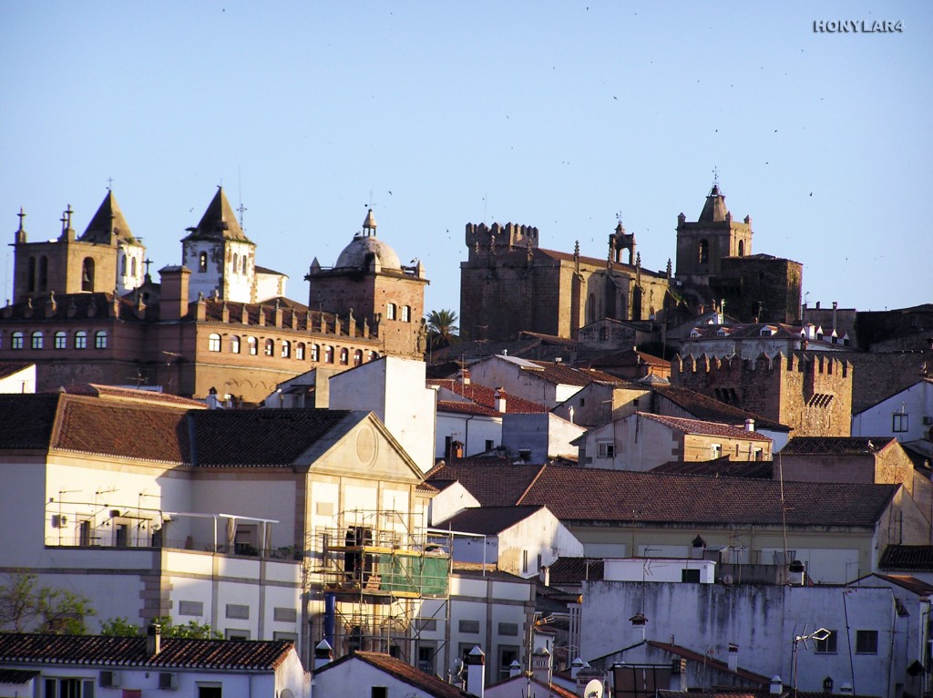 Foto: * VISTA GENERAL DE LA CIUDAD MONUMENTAL - Caceres (Cáceres), España