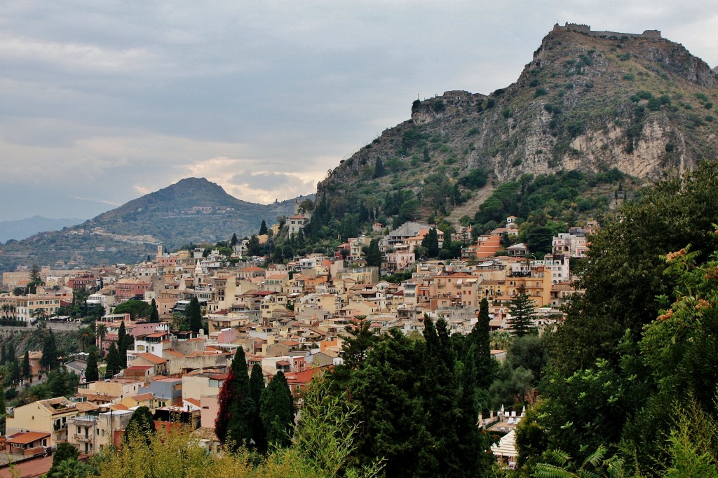 Foto: Vistas desde el teatro griego - Taormina (Sicily), Italia