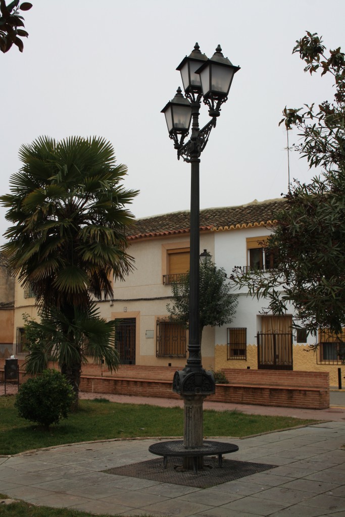 Foto: "Farola". Plaza del Almaen. Villafranca de los Caballeros. - Villafranca de los Caballeros (Toledo), España