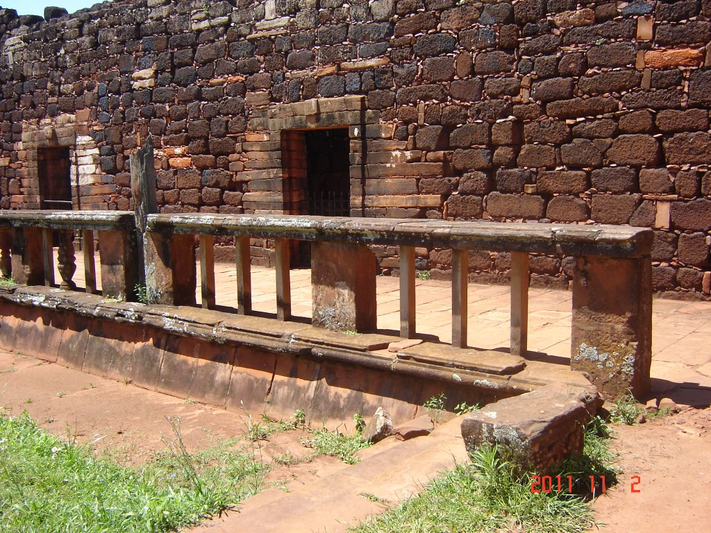 Foto: Ruinas de la Misión Jesuítica de San Ignacio - San Ignacio (Misiones), Argentina
