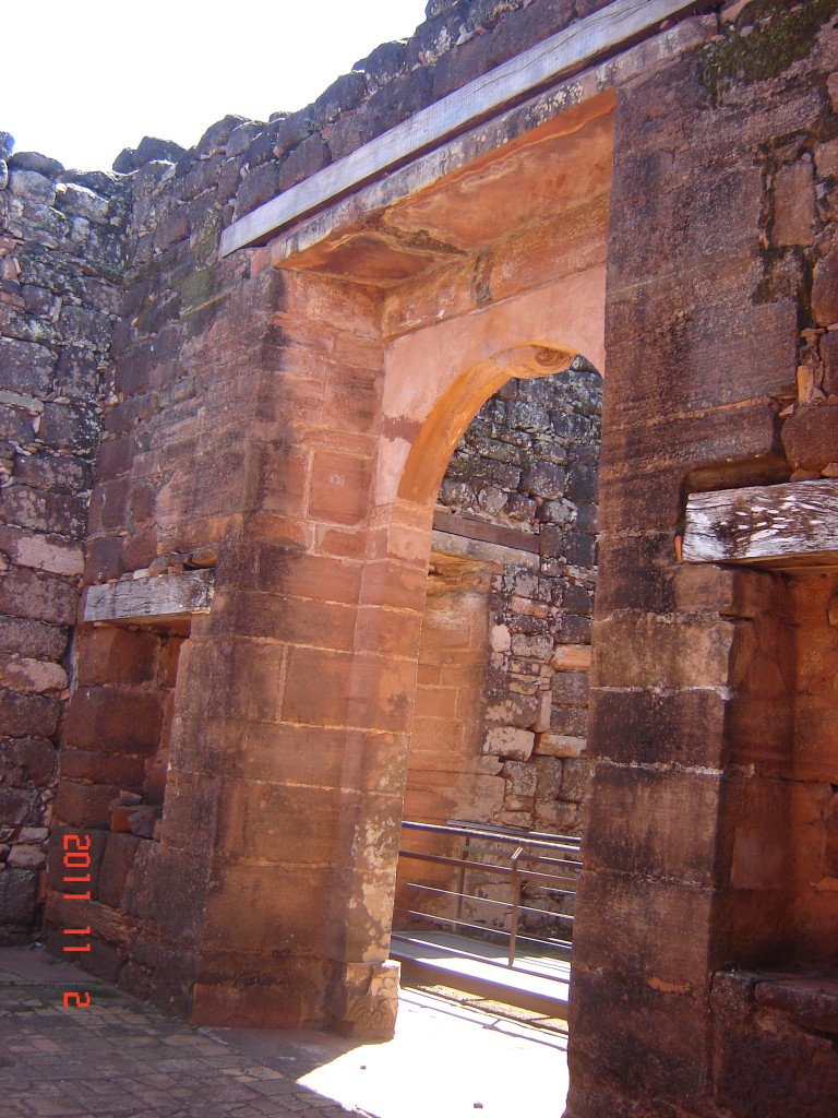 Foto: Ruinas de la Misión Jesuítica de San Ignacio - San Ignacio (Misiones), Argentina