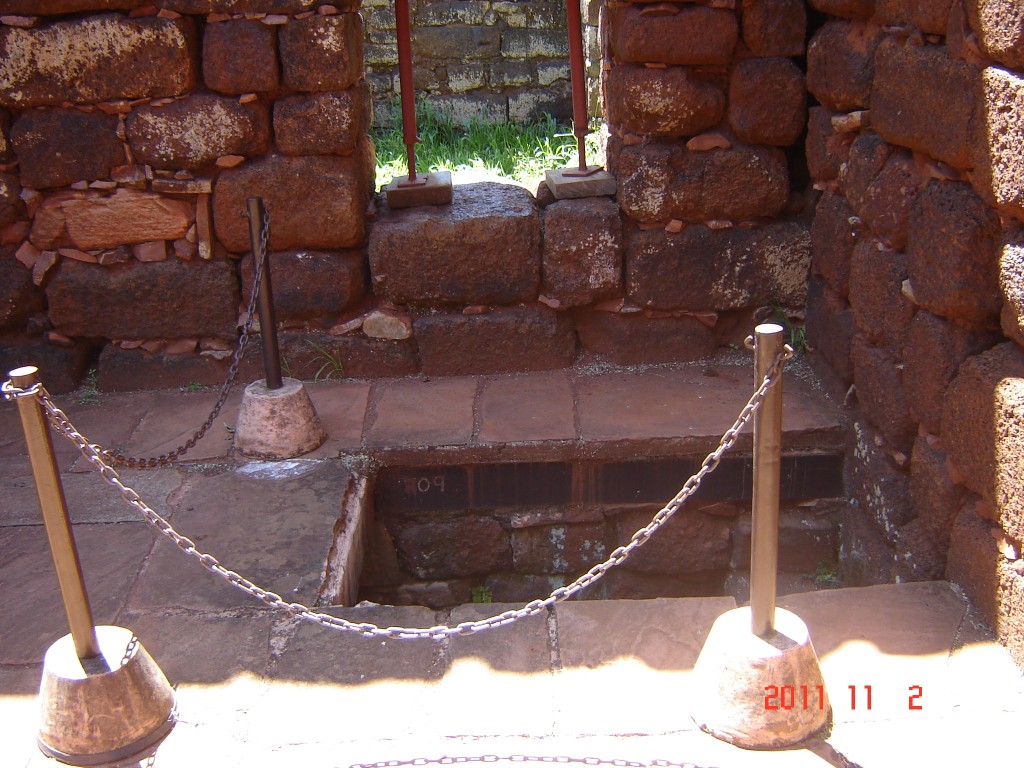 Foto: Ruinas de la Misión Jesuítica de San Ignacio - San Ignacio (Misiones), Argentina