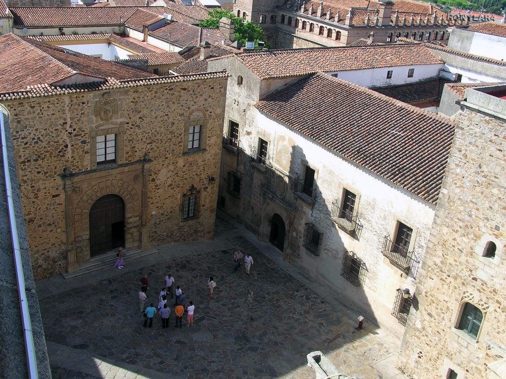 Foto: * PALACIO EPISCOPAL DEL SIGLO XIII Y CASA DE LOS OVANDO DEL SIGLO XV - Caceres (Cáceres), España
