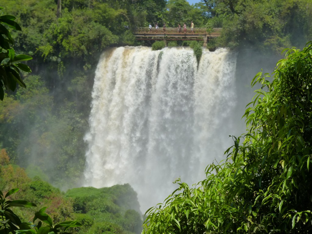 Foto: Salto Mbiguá - Iguazú (Misiones), Argentina