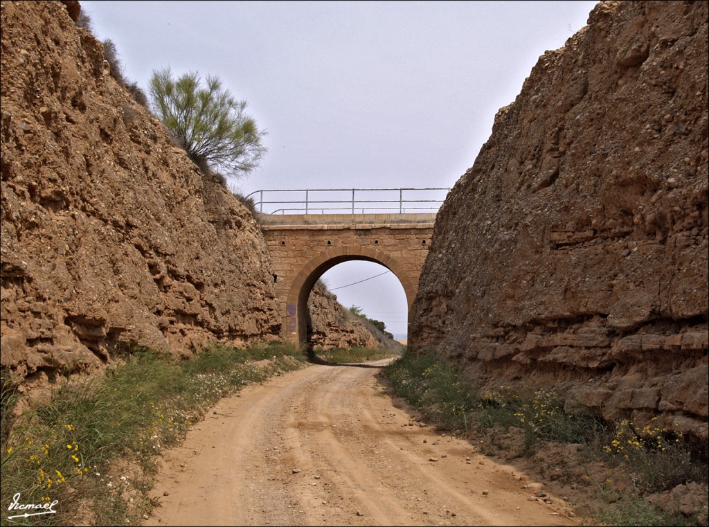 Foto: 60514-059 BELCHITE TRINCHERA PUENTE - Belchite (Zaragoza), España