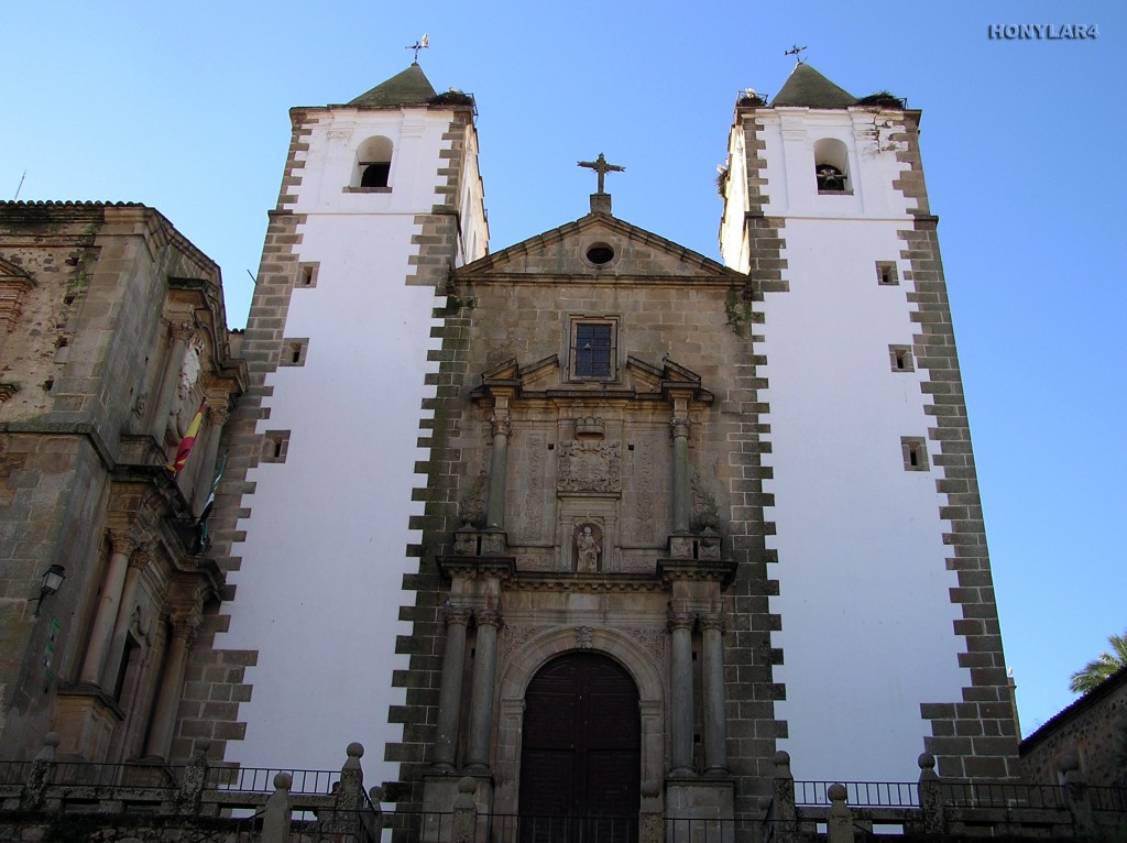 Foto: * IGLESIA DE SAN FRANCISCO JAVIER DEL SIGLO XVIII - Caceres (Cáceres), España
