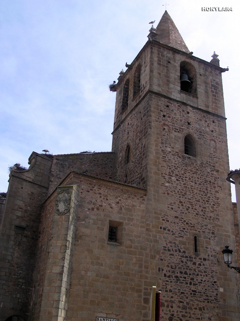 Foto: * IGLESIA DE SANTIAGO DEL SIGLO XII-XIV - Caceres (Cáceres), España
