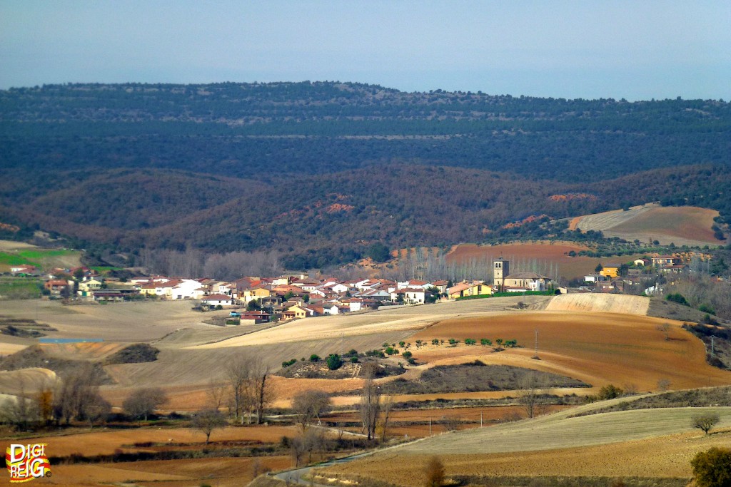 Foto: Panorámica del pueblo desde Cogolludo. - Arbancón (Guadalajara), España