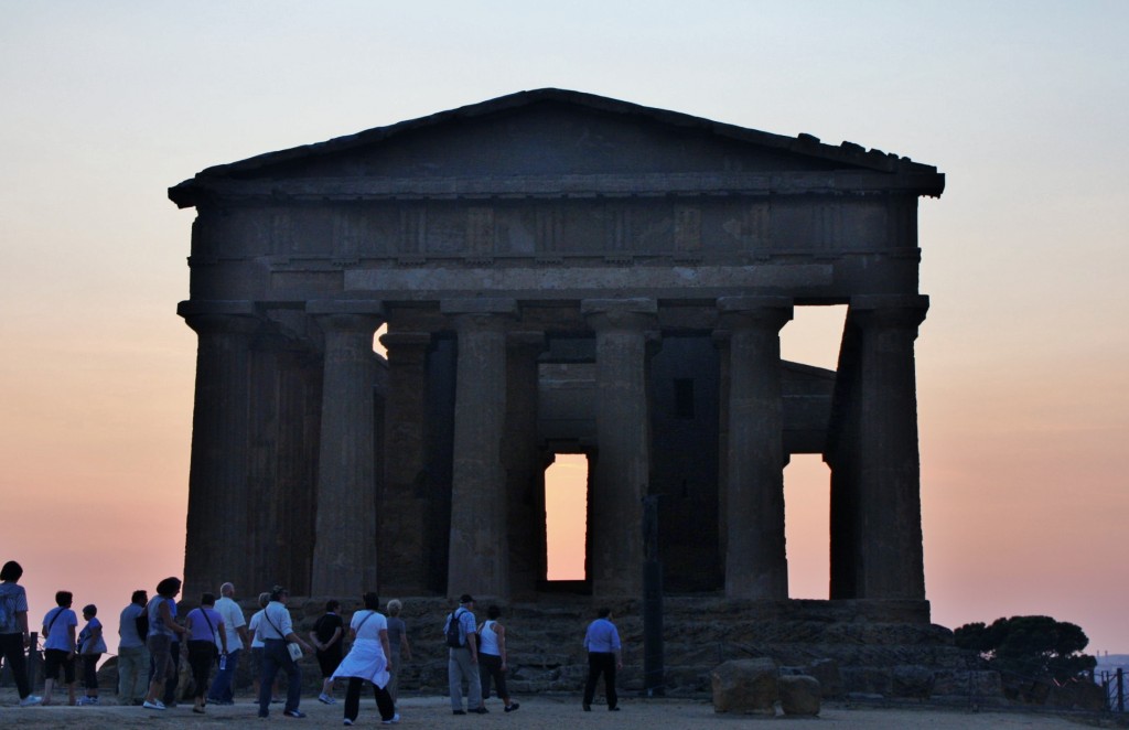 Foto: Valle de los Templos (Templo de la Concordia) - Agrigento (Sicily), Italia