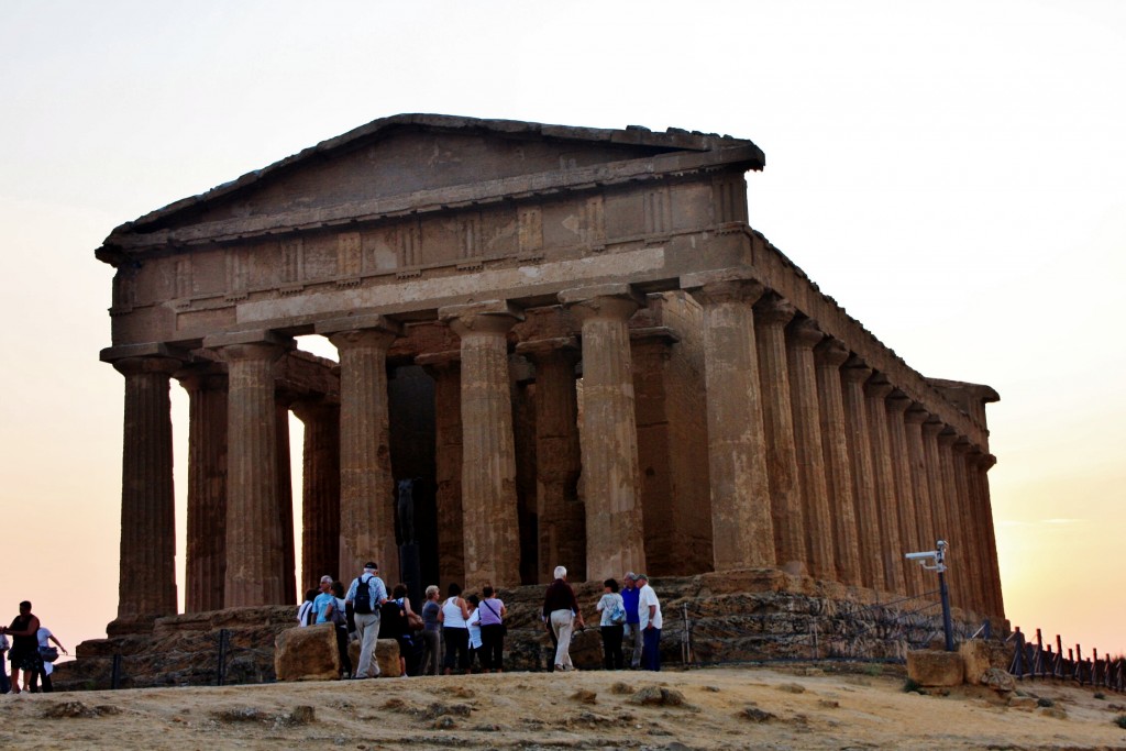 Foto: Valle de los Templos (Templo de la Concordia) - Agrigento (Sicily), Italia