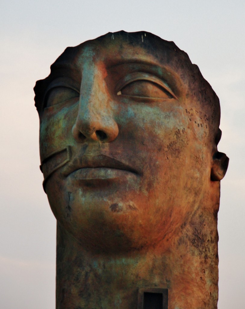 Foto: Estátua en el Valle de los Templos - Agrigento (Sicily), Italia