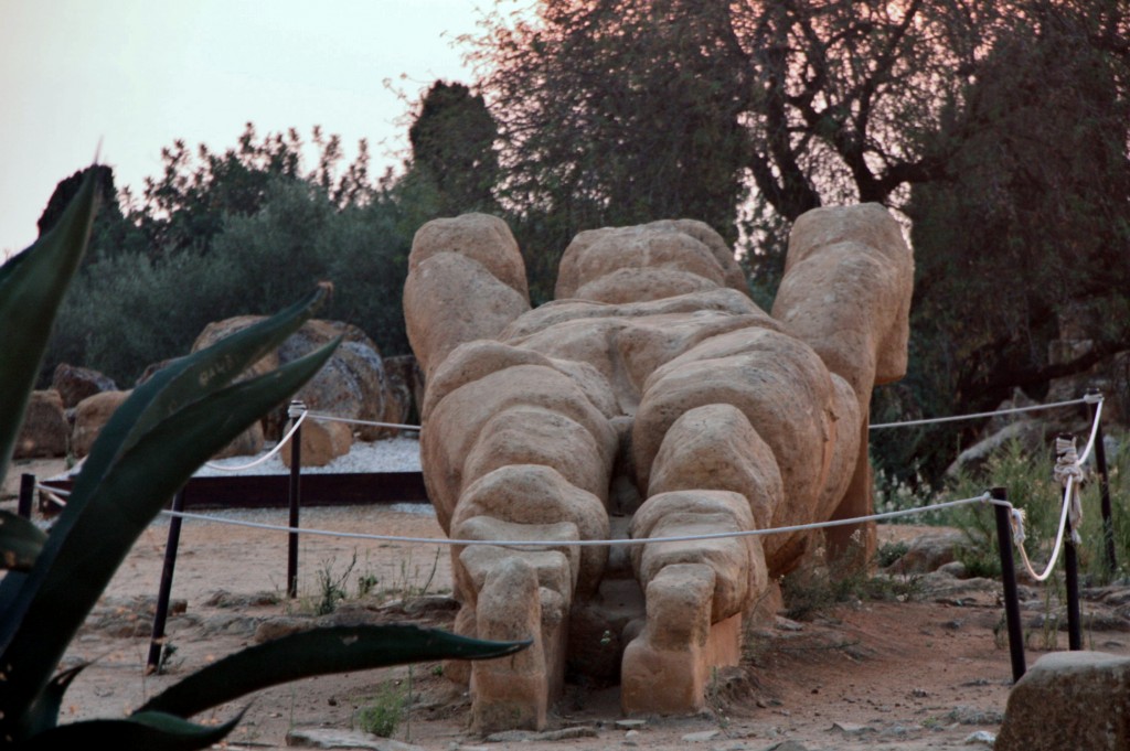 Foto: Valle de los Templos (Templo de Zeus) - Agrigento (Sicily), Italia