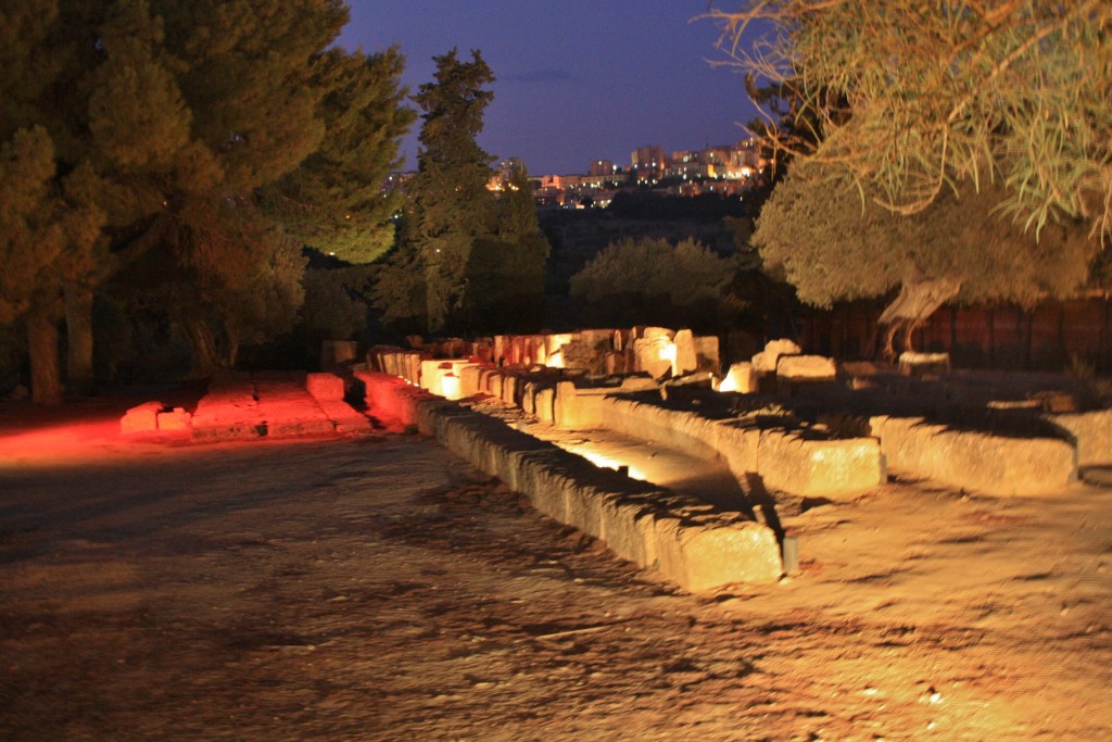 Foto: Valle de los Templos (Altar) - Agrigento (Sicily), Italia