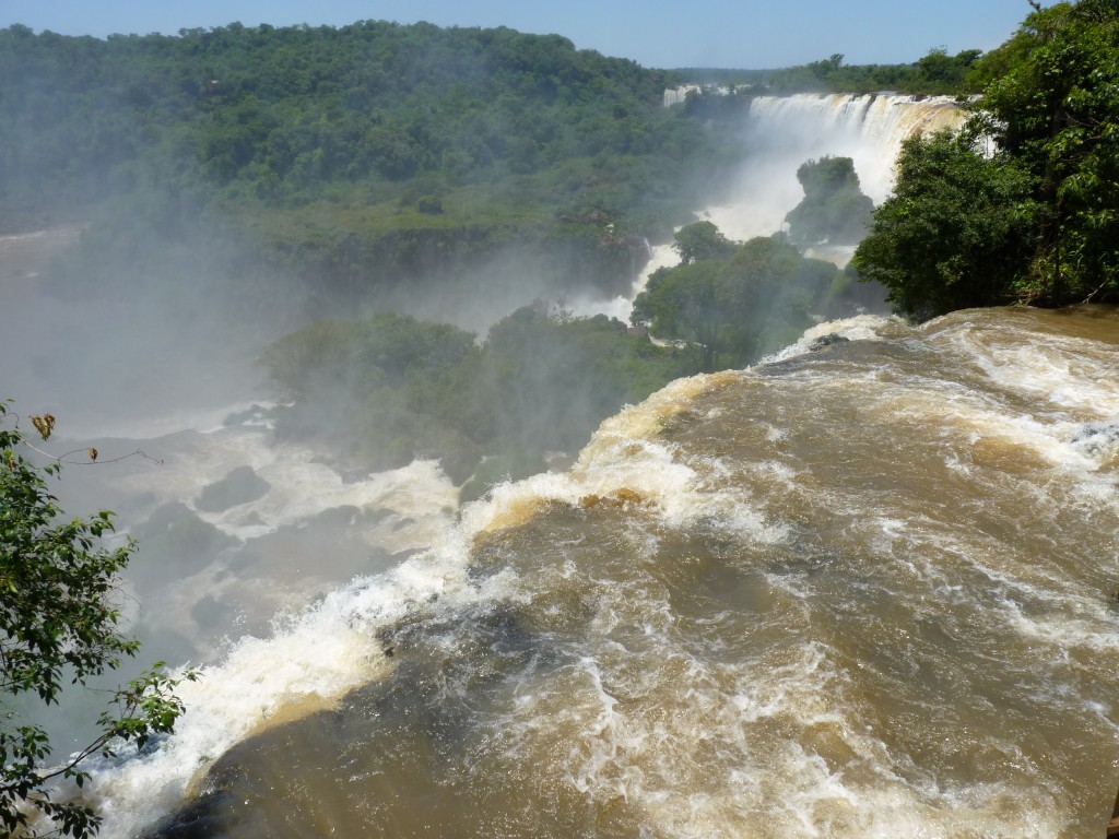 Foto: Pasarela superior. - Cataratas del Iguazú (Misiones), Argentina