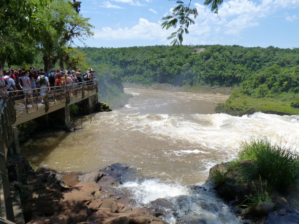 Foto: Pasarela superior. - Cataratas del Iguazú (Misiones), Argentina