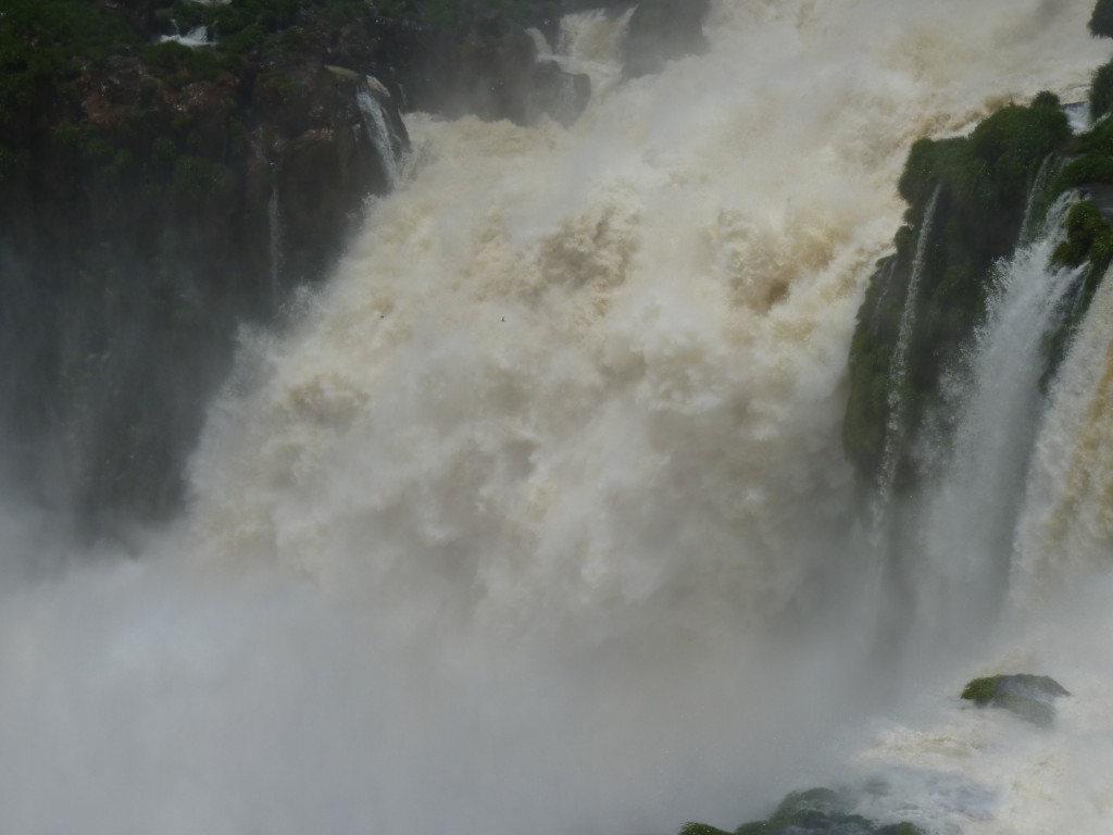 Foto: Pasarela superior. - Cataratas del Iguazú (Misiones), Argentina
