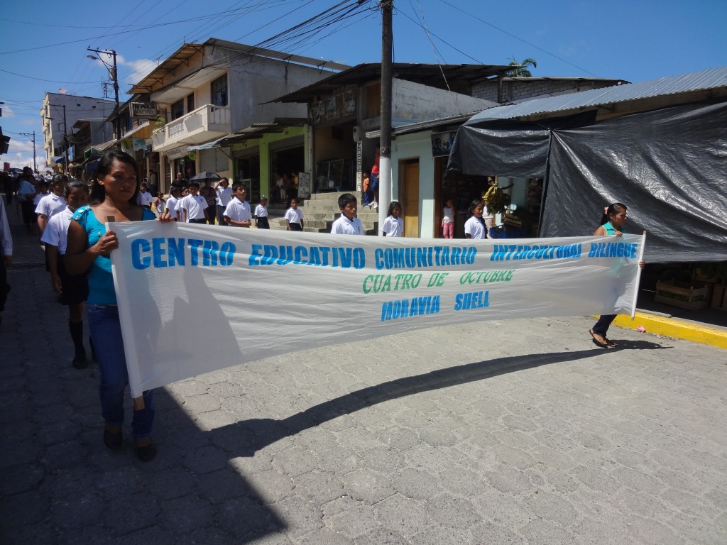 Foto: Cuatro de Octube - Shell (Pastaza), Ecuador