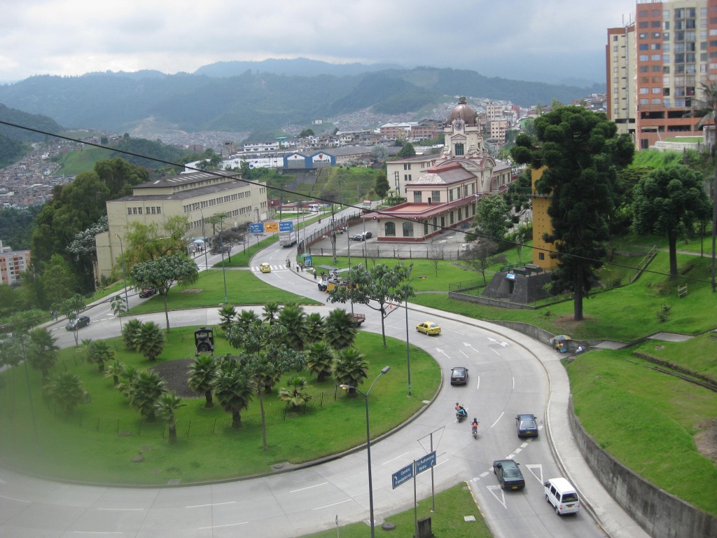 Foto: Antigua estación ferrocarril hoy U. Autónoma Manizales Caldas - Manizales Caldas (Caldas), Colombia