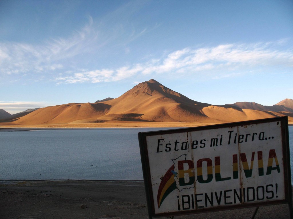 Foto: Laguna blanca y alrededores - Sud Lípez (Potosí), Bolivia