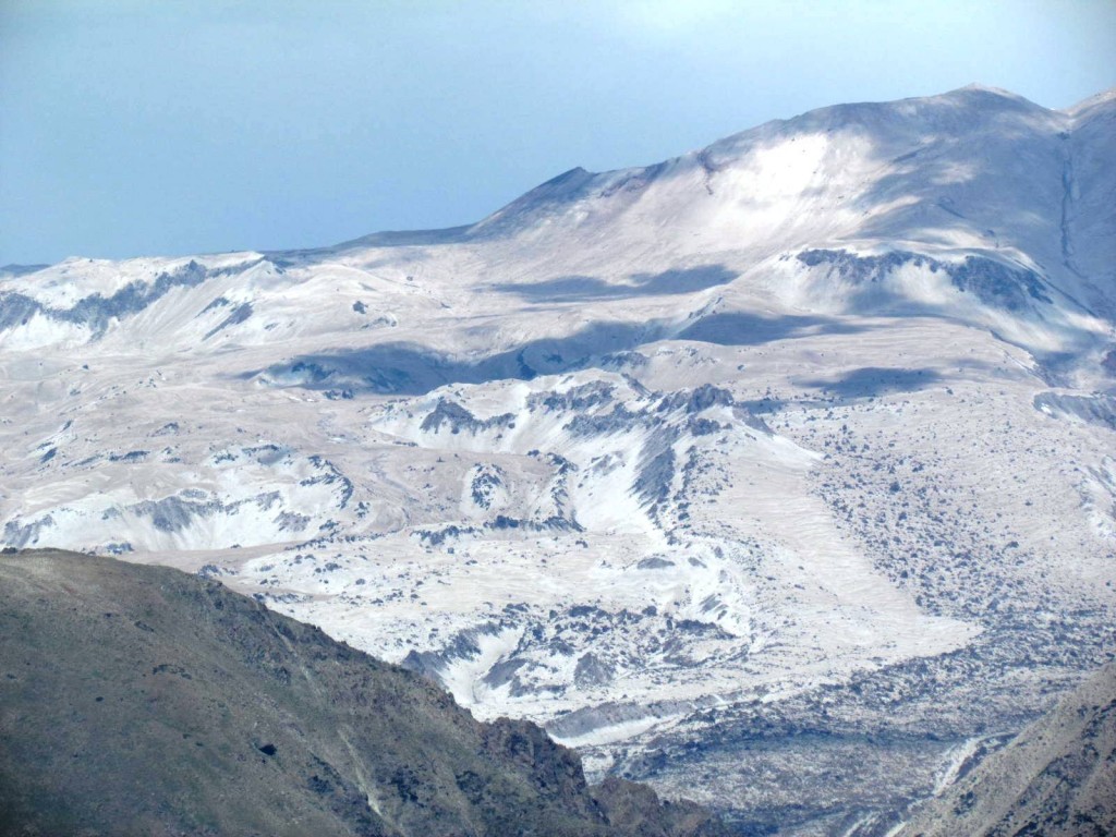 Foto: Vista desde la cumbre del Enladrillado - Vilches (Maule), Chile