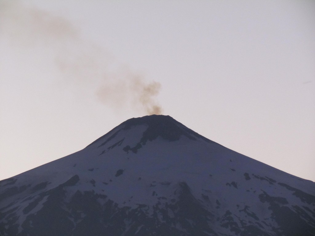 Foto: Volcán Villarrica al amanecer - Pucón (Araucanía), Chile