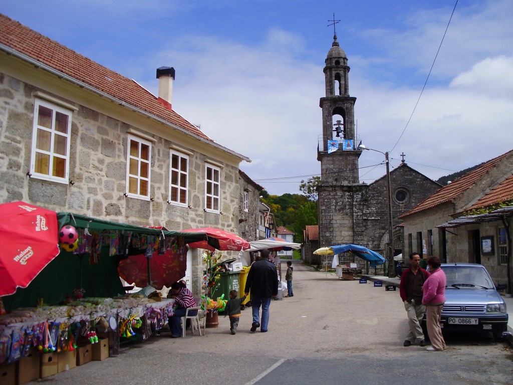 Foto: CALLE PRINCIPAL - A Franqueira (Pontevedra), España
