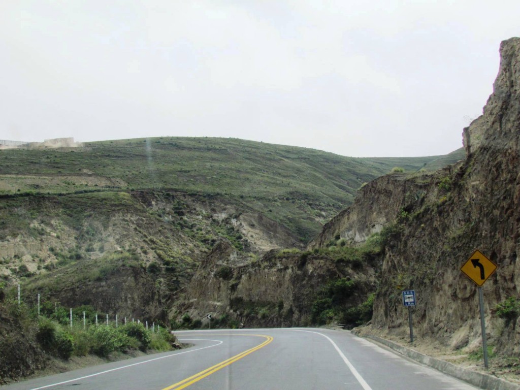 Foto: Camino a Cayambe - Cayambe (Pichincha), Ecuador