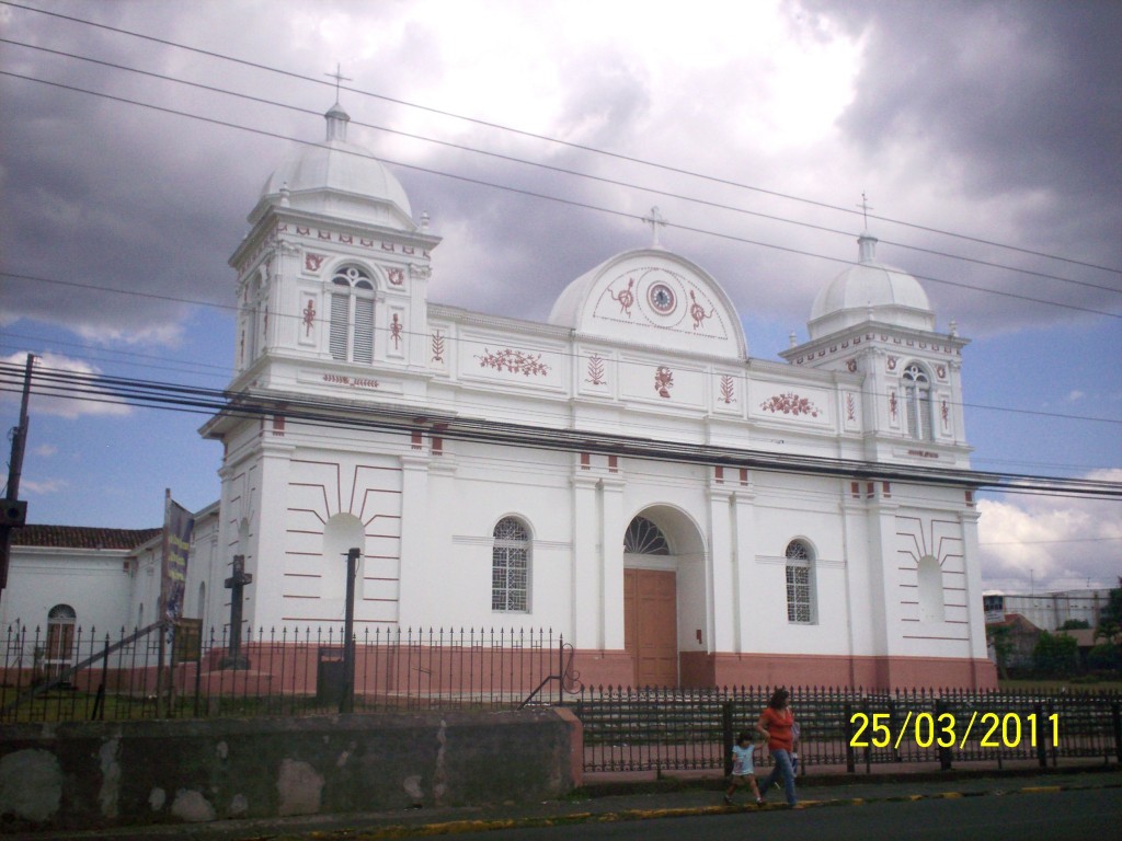 Foto: Iglesia - Barva, Costa Rica