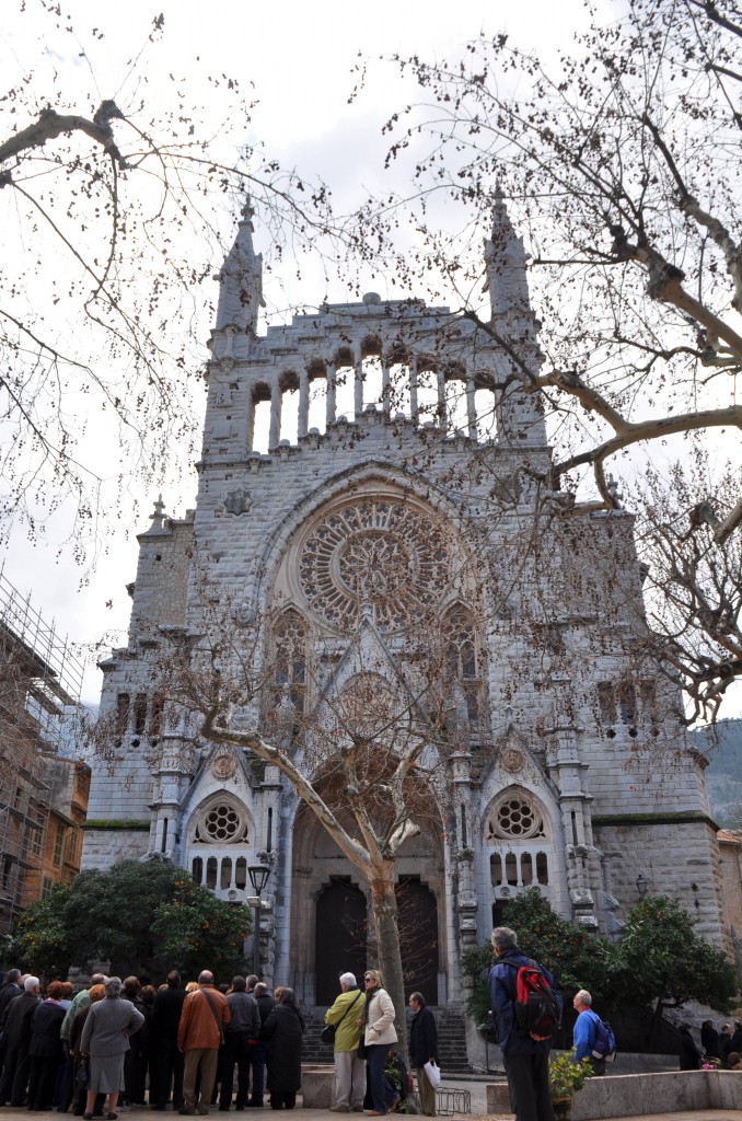 Foto: Iglesia de San Bertomeu - Soller (Illes Balears), España