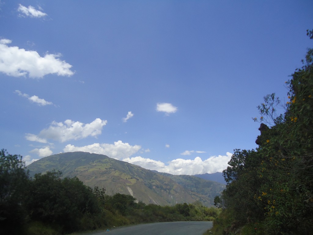 Foto: Antes de llegar al lugar denominado los pájaros. - Bilbao (Chimborazo), Ecuador