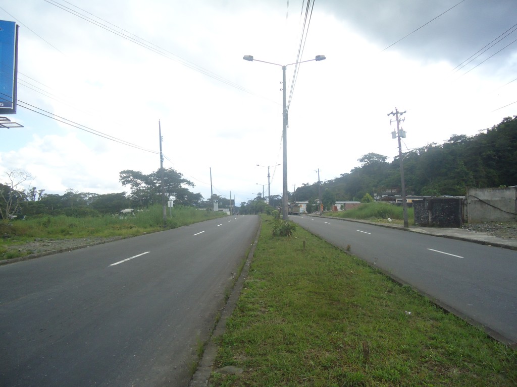Foto: Carretera - Puyo (Pastaza), Ecuador