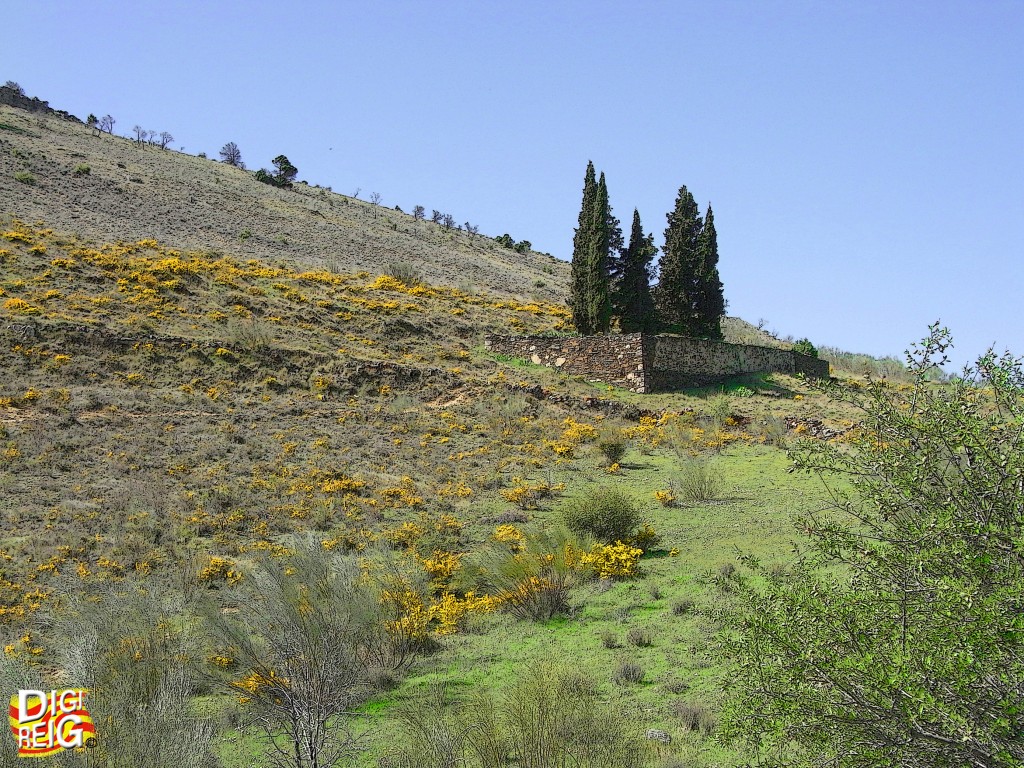 Foto: El Cementerio. - Patones de Arriba (Madrid), España