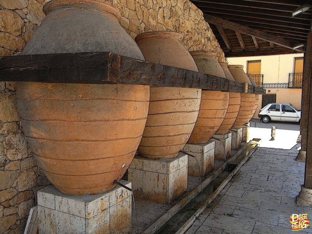 Foto: Fuente de agua no potable - Torremocha (Madrid), España