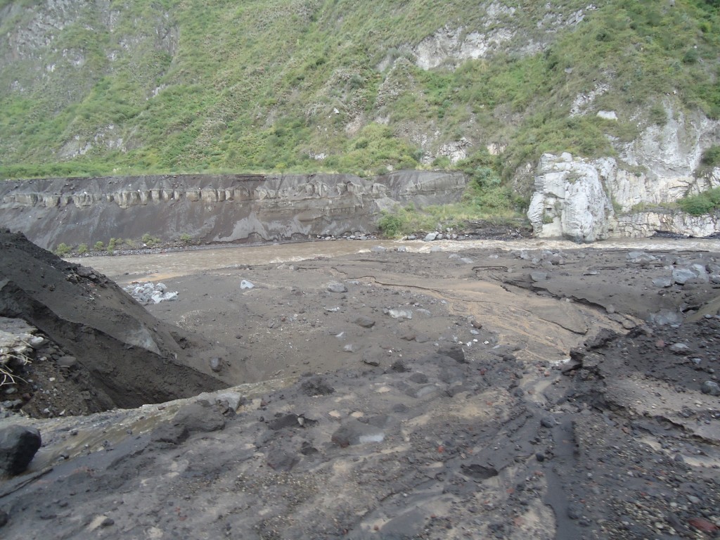 Foto: Lecho del rio - Bilbao (Chimborazo), Ecuador