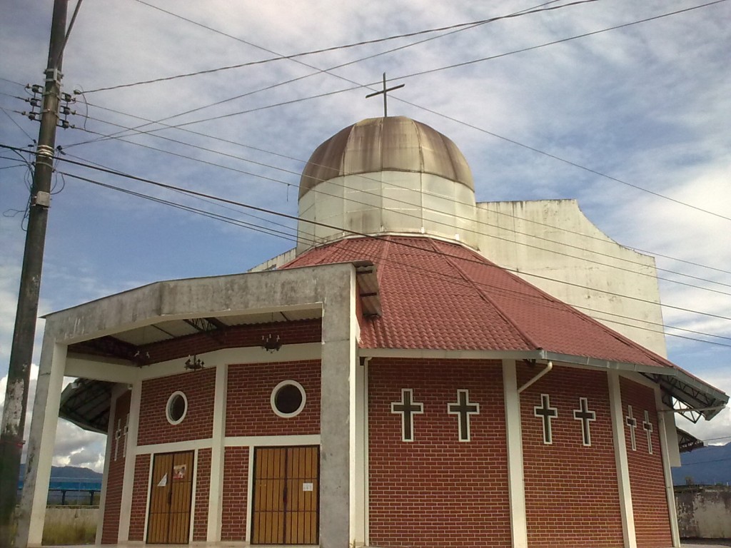 Foto: Iglesia - Shell (Pastaza), Ecuador