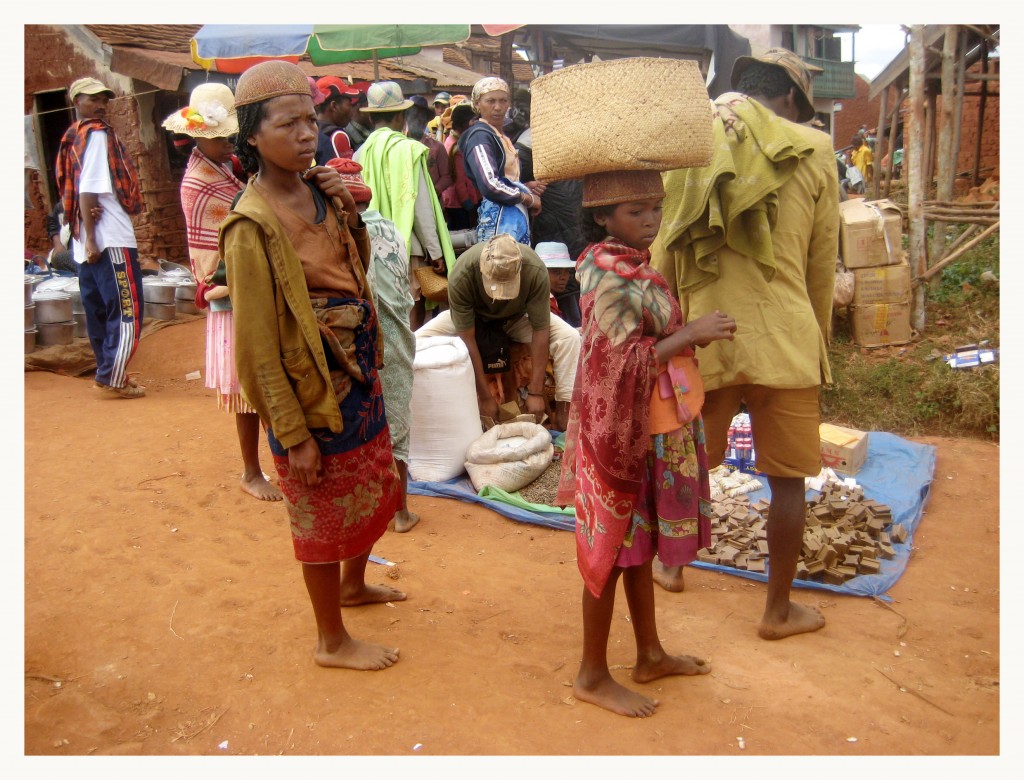 Foto: Dia de mercado - Ambalamakana, Madagascar