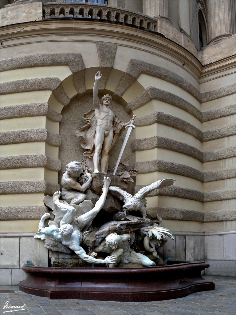 Foto: 110430-103 VIENA - Viena (Vienna), Austria