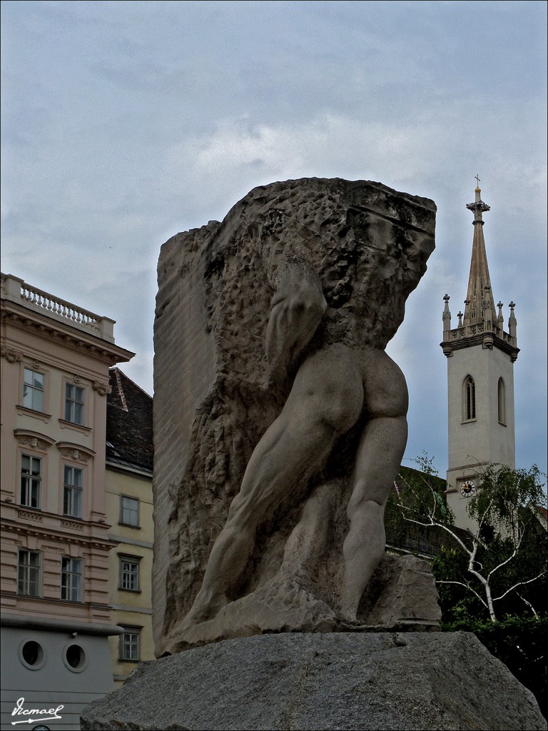 Foto: 110430-141 VIENA - Viena (Vienna), Austria