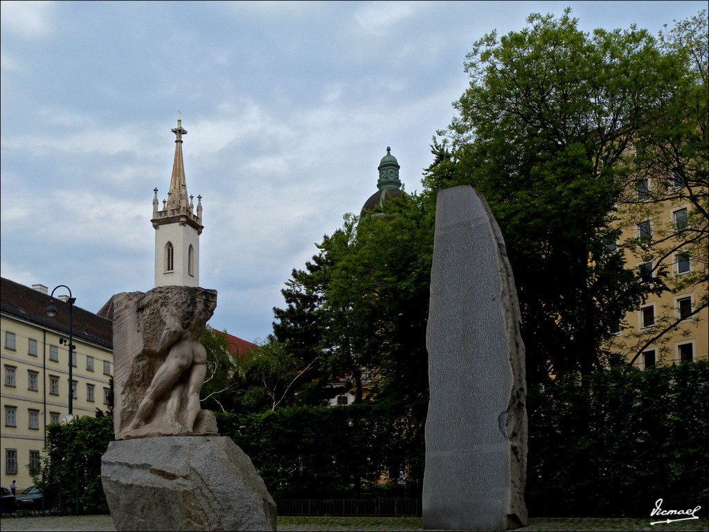 Foto: 110430-145 VIENA - Viena (Vienna), Austria